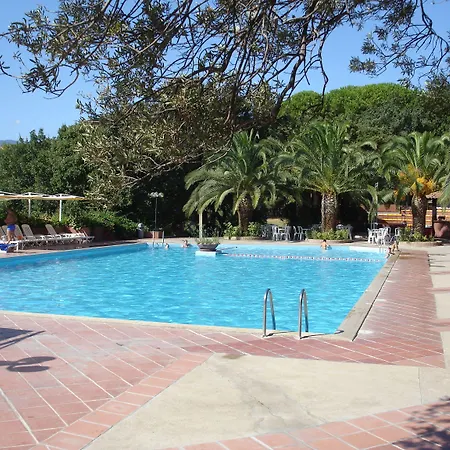 Hotell Villaggio Calaghena