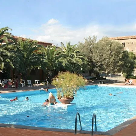 Villaggio Calaghena 4* Монтепаоне