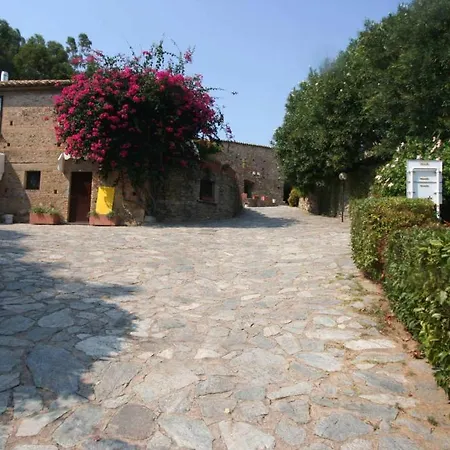 Villaggio Calaghena 4* מונטפאונה