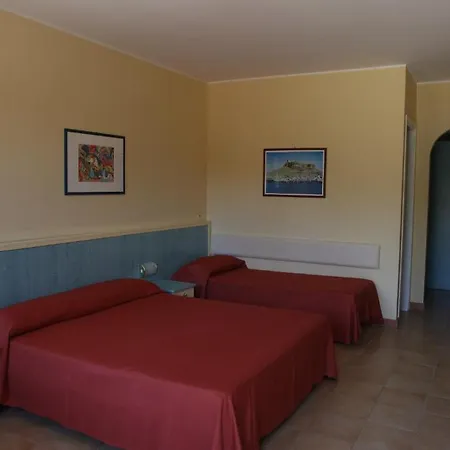 Villaggio Calaghena 4*