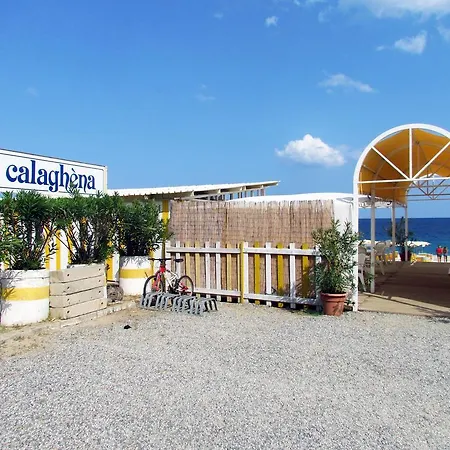 Отель Villaggio Calaghena