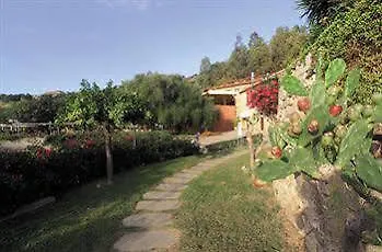 Villaggio Calaghena Монтепаоне