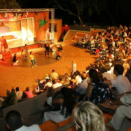 מלון Villaggio Calaghena 4*