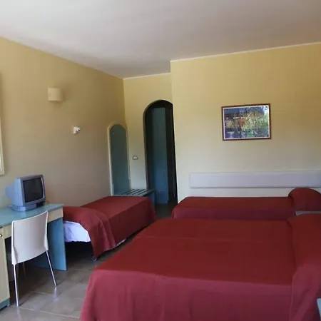 Villaggio Calaghena מלון